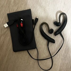 Sony Bluetooth Sports in-Ear
Headphones - MDRXB80BS/B
Premium